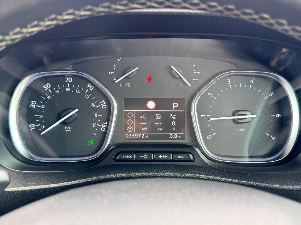 Used Peugeot Traveller 2019 for sale - 76336585: Photo 32