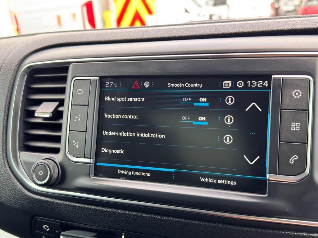 Used Peugeot Traveller 2019 for sale - 76336585: Photo 38