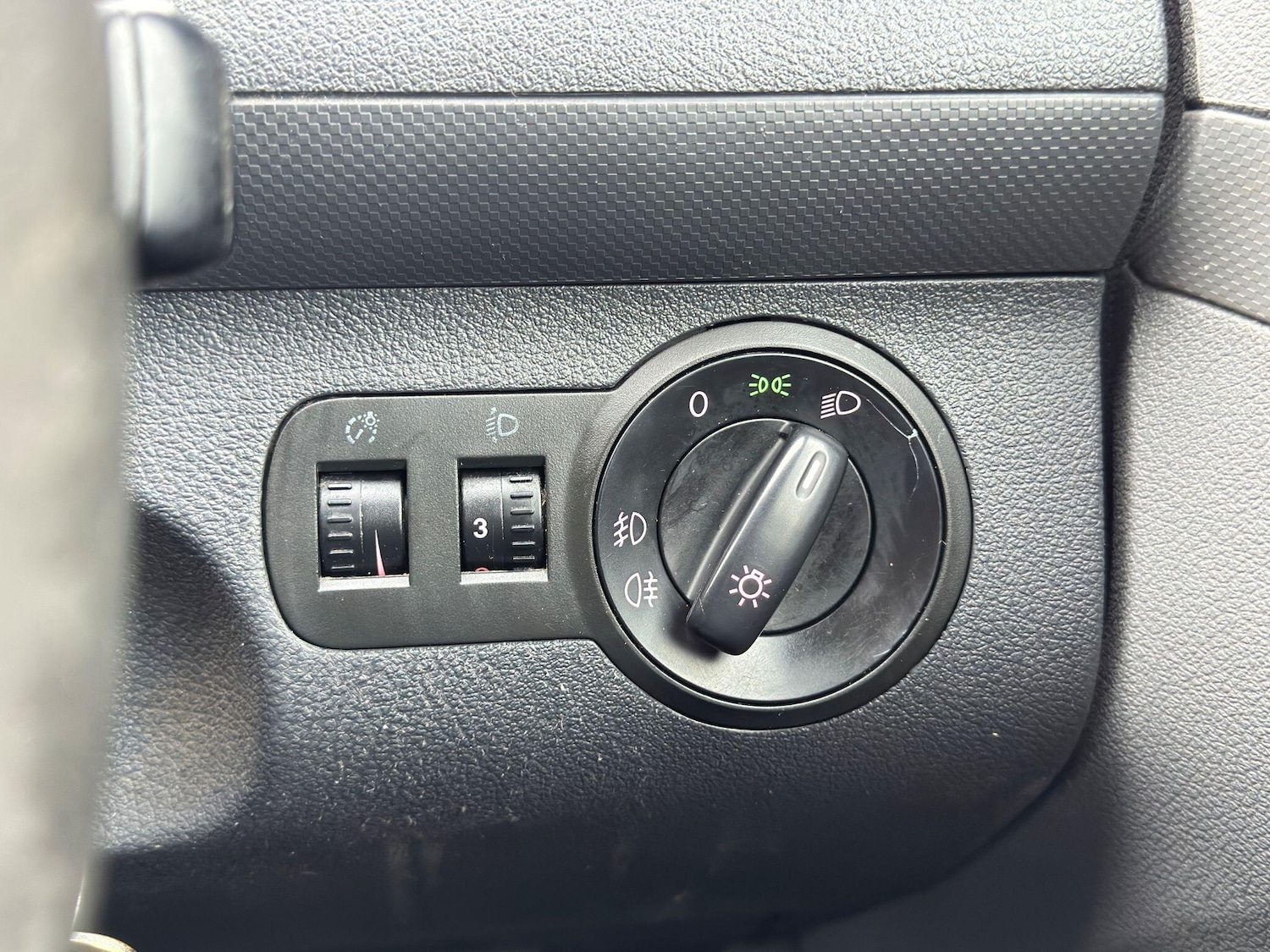 Used Volkswagen Caddy Maxi 2009 for sale - 77066841: Photo 16