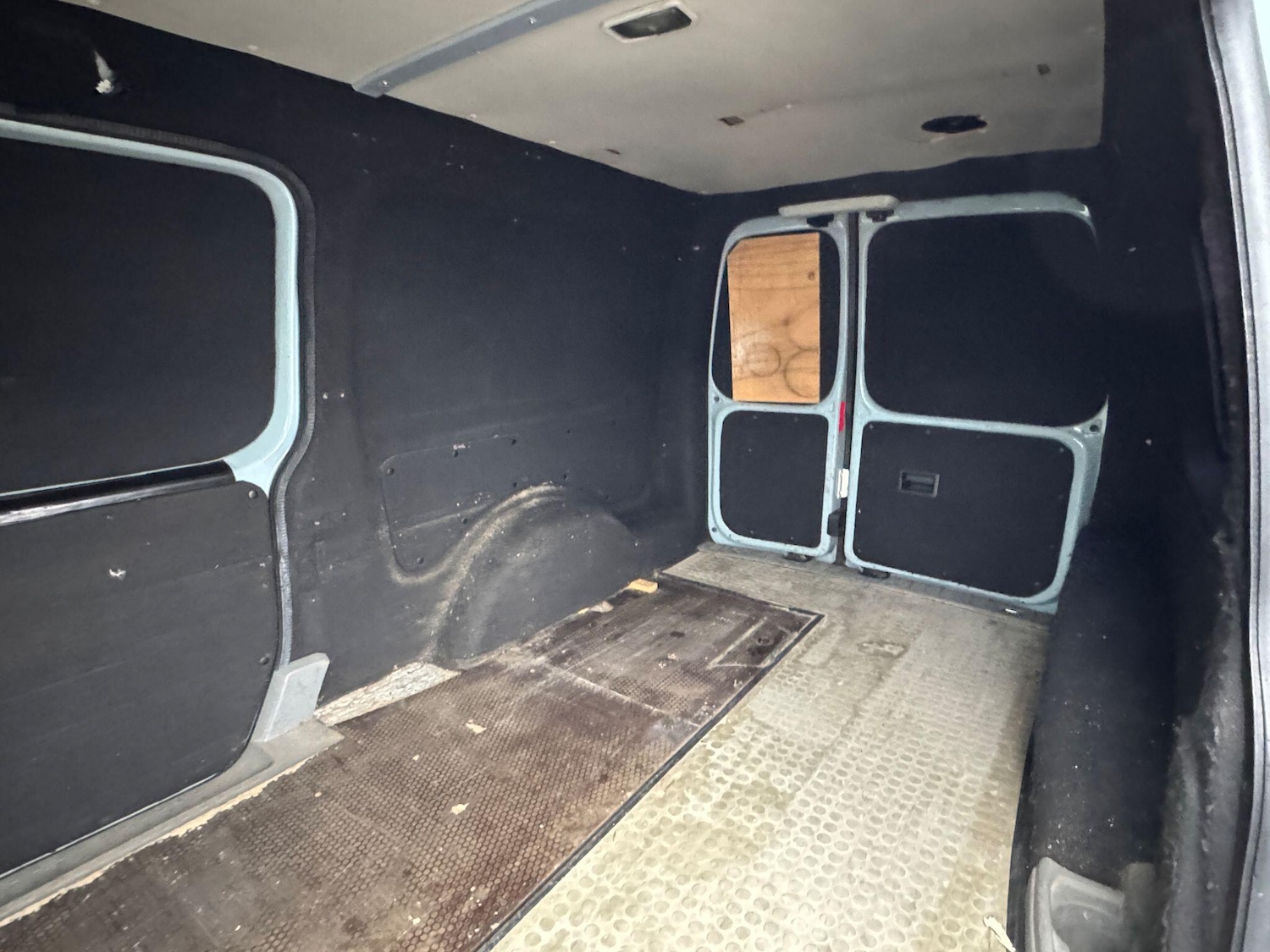 Used Volkswagen Caddy Maxi 2009 for sale - 77066841: Photo 8