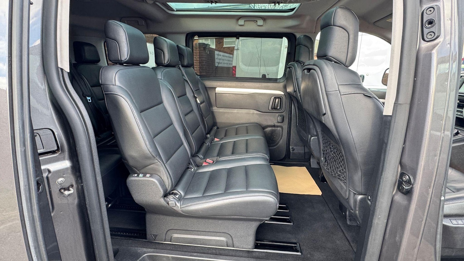 Used Peugeot Traveller for sale - 77267786: Photo 24