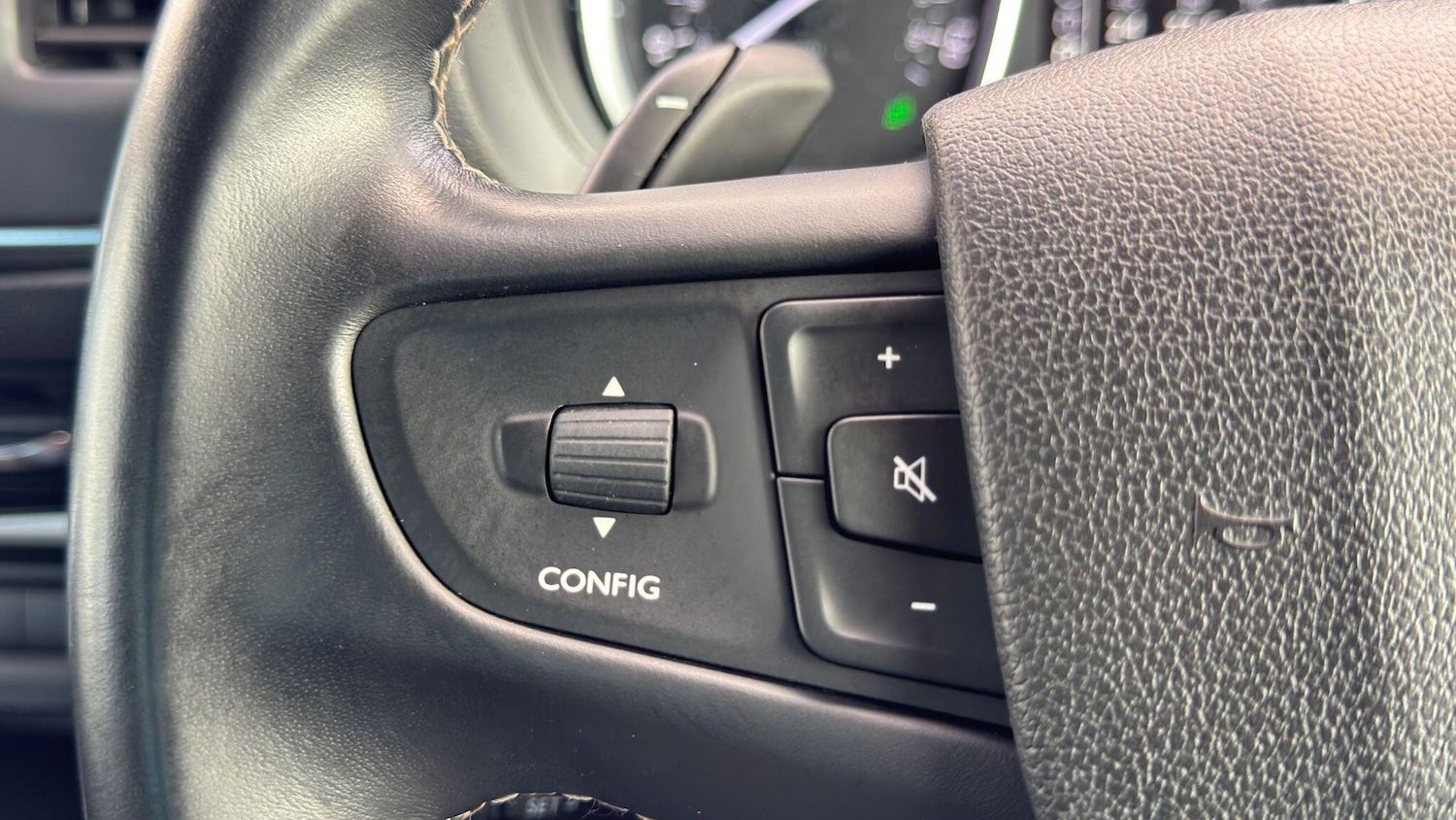 Used Peugeot Traveller for sale - 77267786: Photo 45