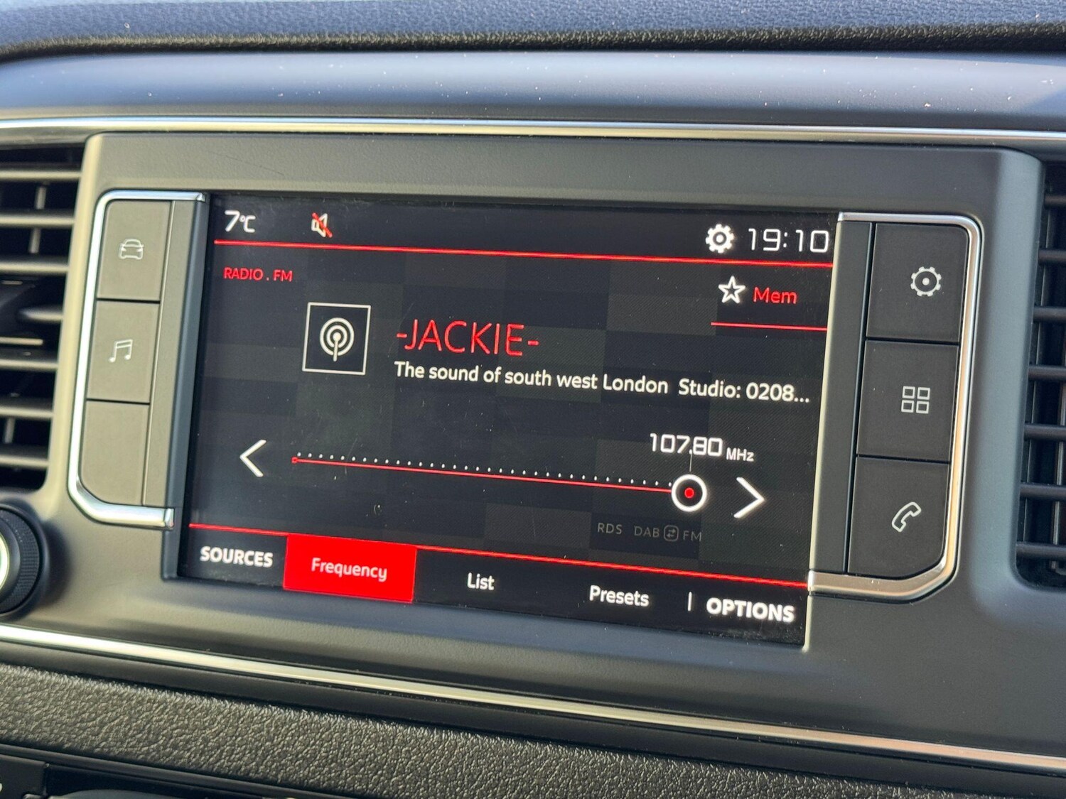 Used Citroen Space Tourer 2019 for sale - 76952992: Photo 40