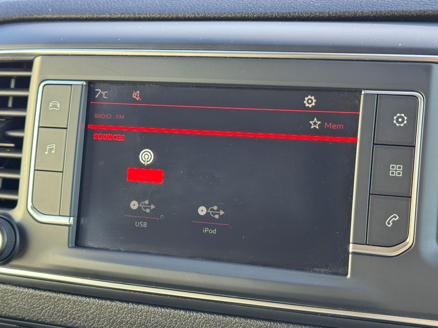 Used Citroen Space Tourer 2019 for sale - 76952992: Photo 45