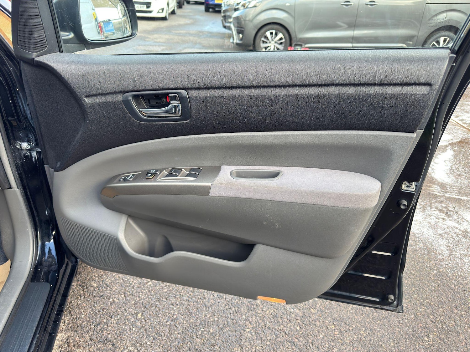 Used Toyota Prius 2007 for sale - 76899573: Photo 28