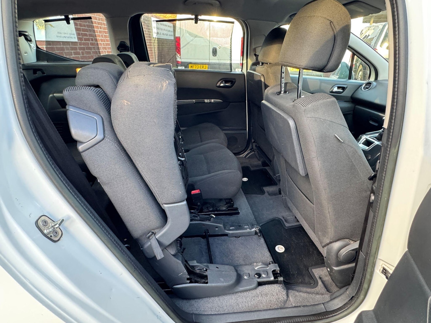 Used Peugeot 5008 2014 for sale - 76899639: Photo 14