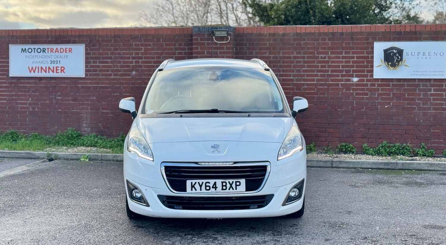 Used Peugeot 5008 2014 for sale - 76899639: Photo 2