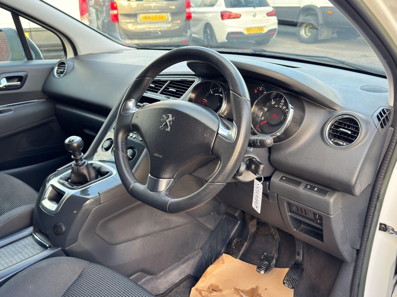 Used Peugeot 5008 2014 for sale - 76899639: Photo 8