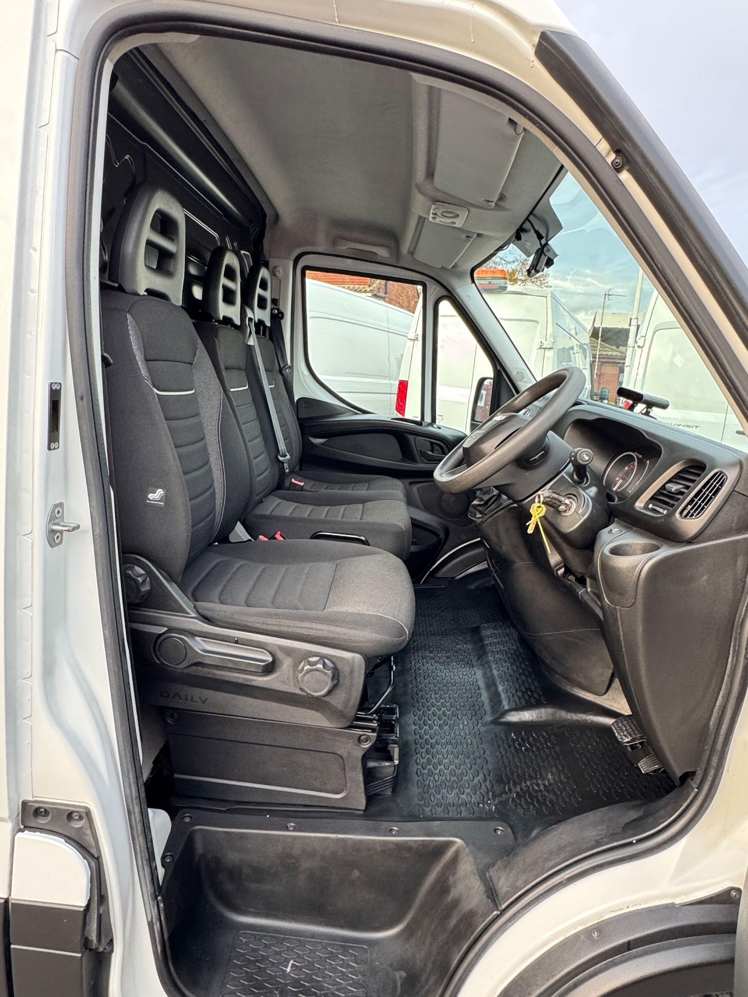 Used Iveco Daily 2023 for sale - 76997498: Photo 22