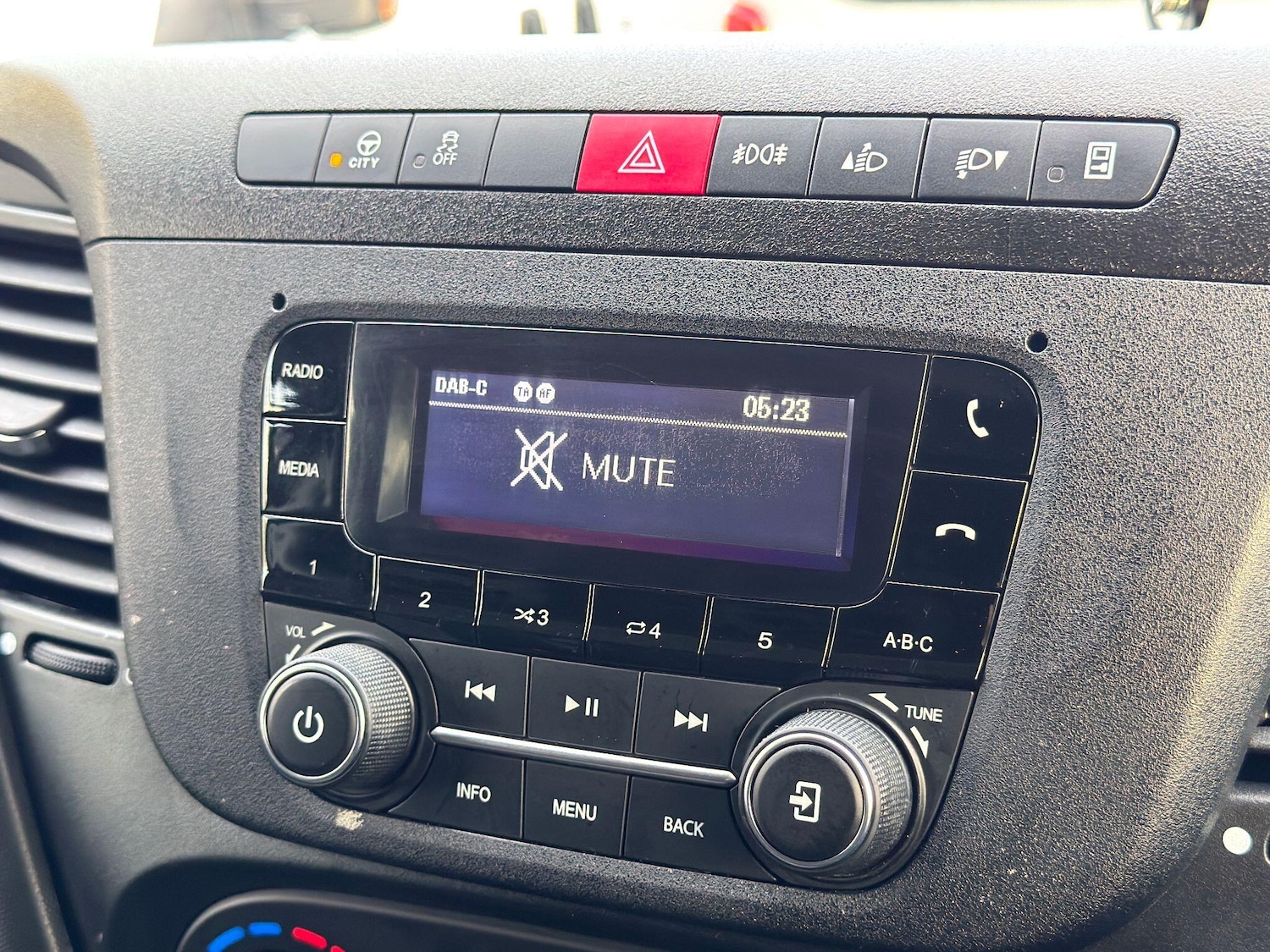 Used Iveco Daily 2023 for sale - 76997498: Photo 29