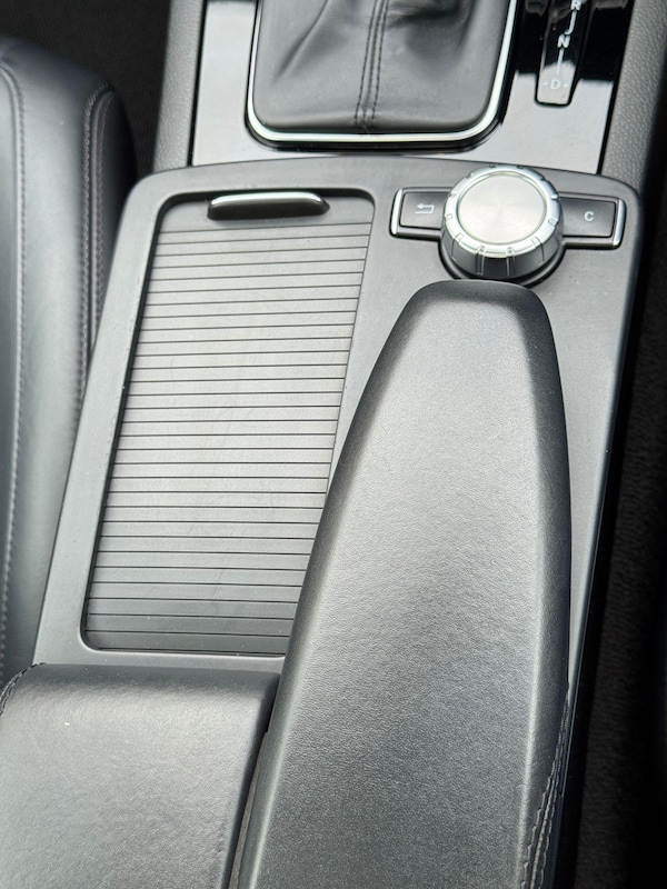 Used Mercedes-Benz C-Class 2013 for sale - 75665087: Photo 46