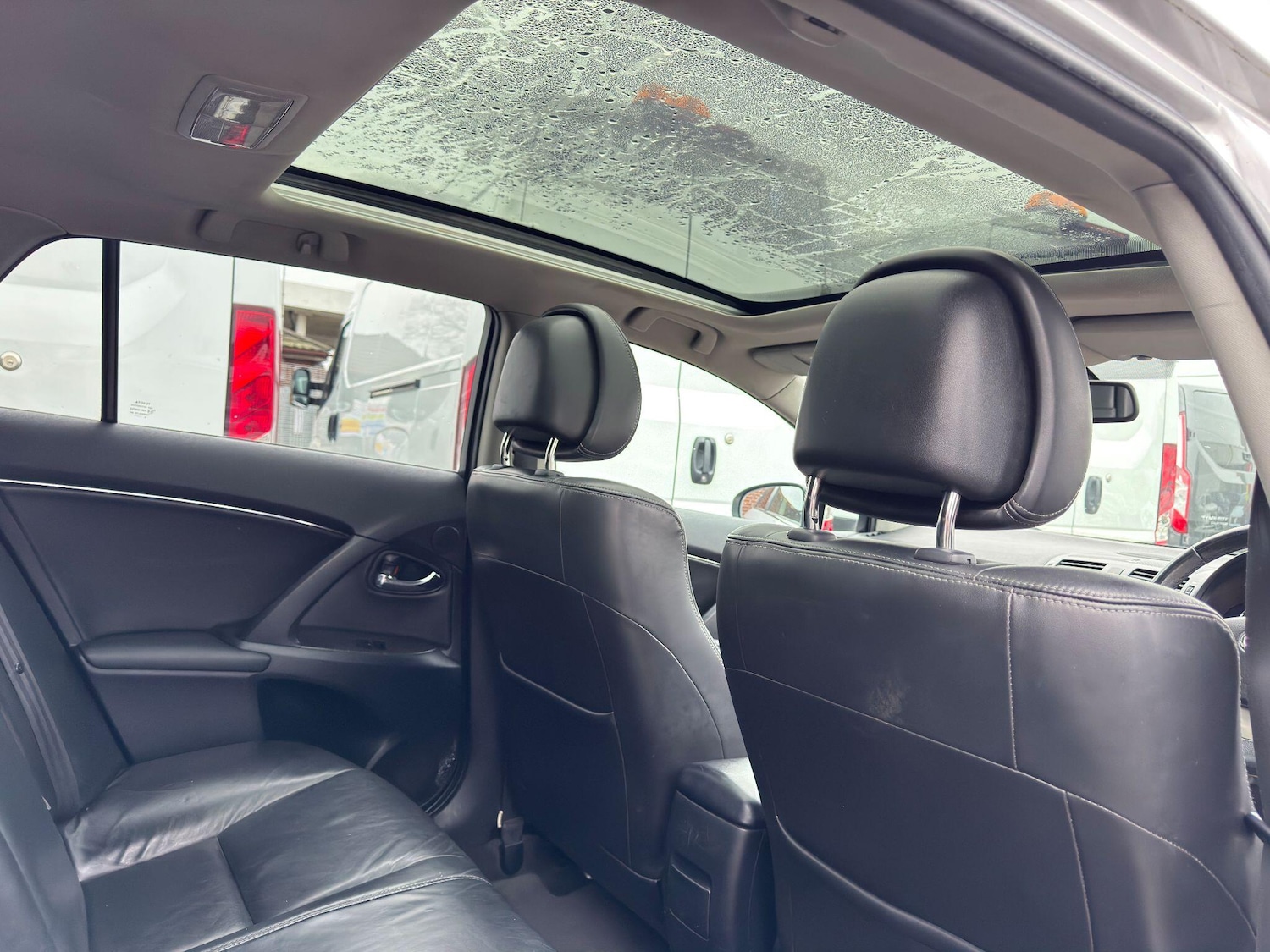 Used Toyota Avensis 2009 for sale - 77066910: Photo 14