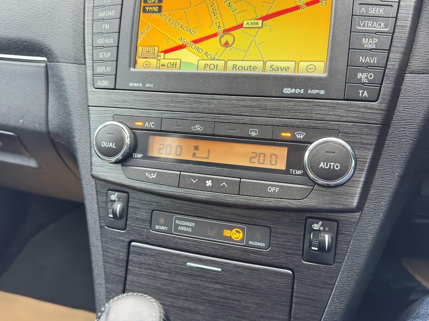 Used Toyota Avensis 2009 for sale - 77066910: Photo 22