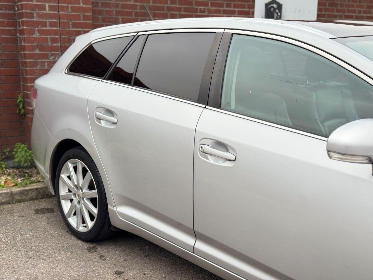 Used Toyota Avensis 2009 for sale - 77066910: Photo 3