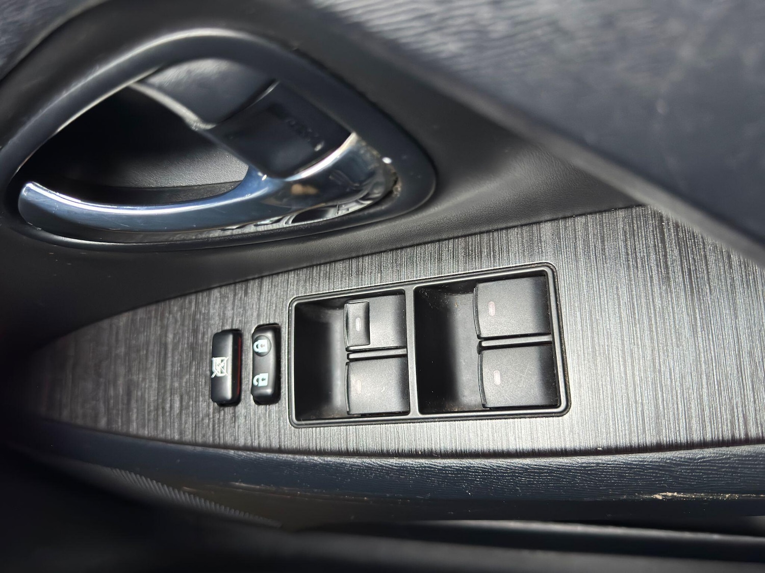 Used Toyota Avensis 2009 for sale - 77066910: Photo 35