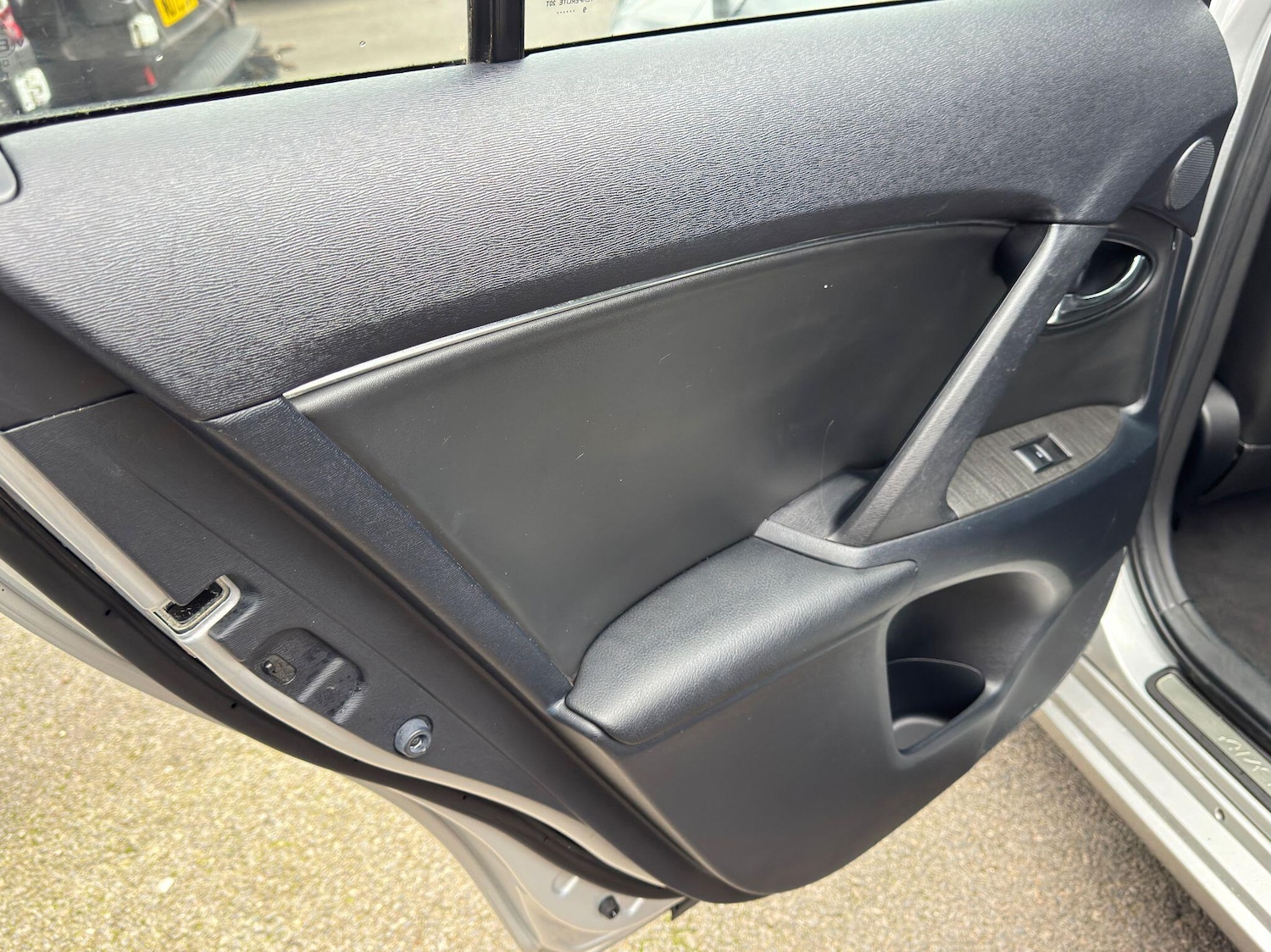 Used Toyota Avensis 2009 for sale - 77066910: Photo 38