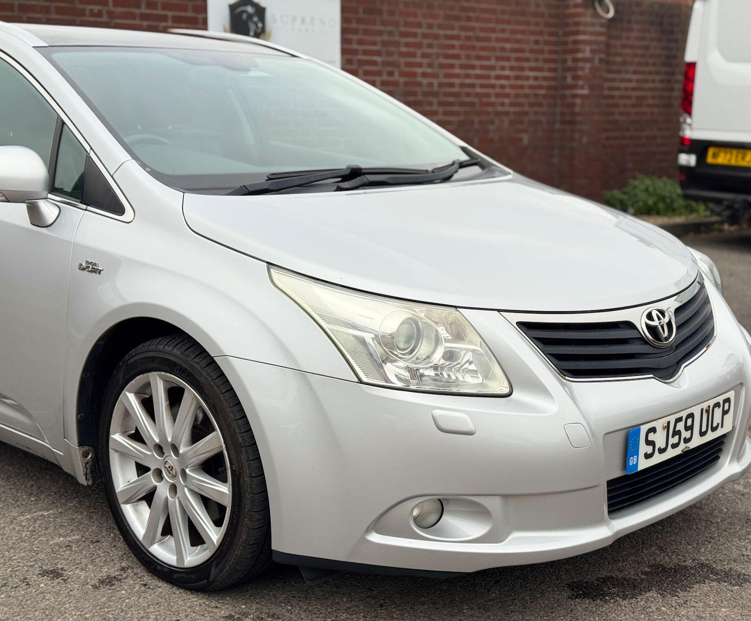 Used Toyota Avensis 2009 for sale - 77066910: Photo 4