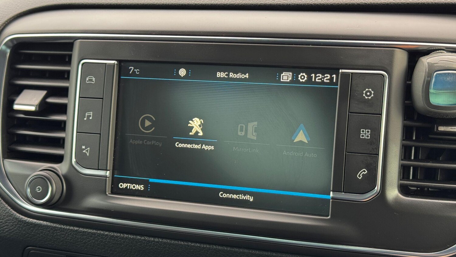 Used Peugeot Traveller 2017 for sale - 77345226: Photo 34