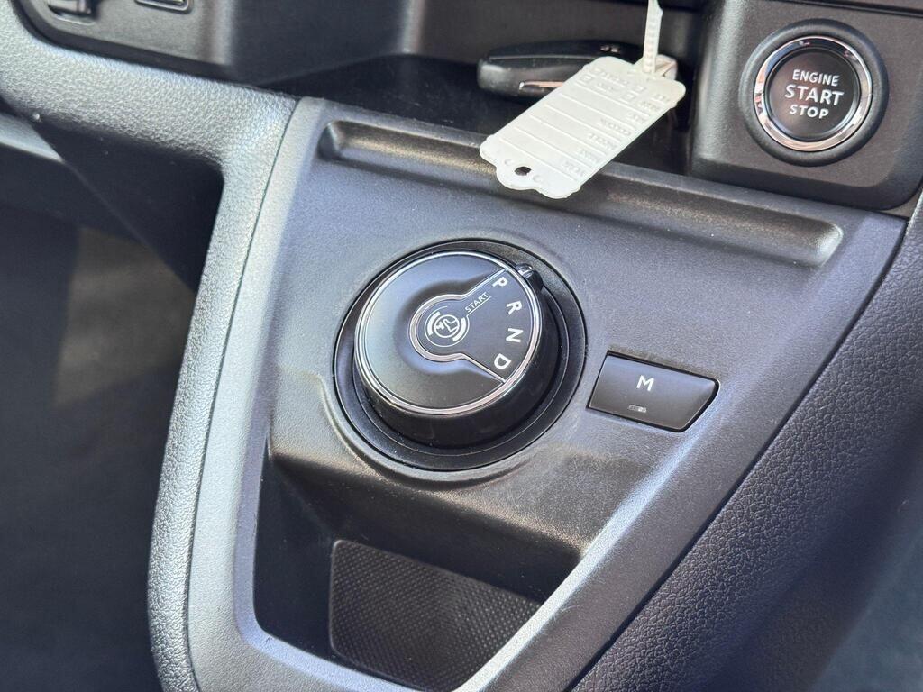 Vehicle 33