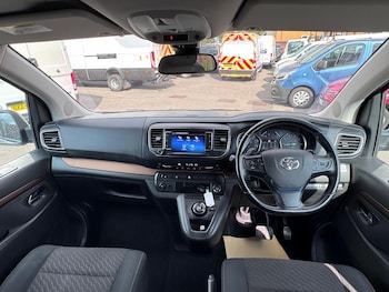 Used Toyota PROACE CITY Verso 2020 for sale - 75449394: Photo