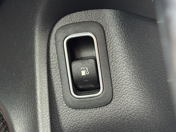Used Mercedes-Benz CLA 2020 for sale - 75665075: Photo 61