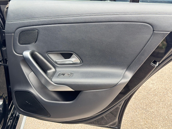 Used Mercedes-Benz CLA 2020 for sale - 75665075: Photo 69