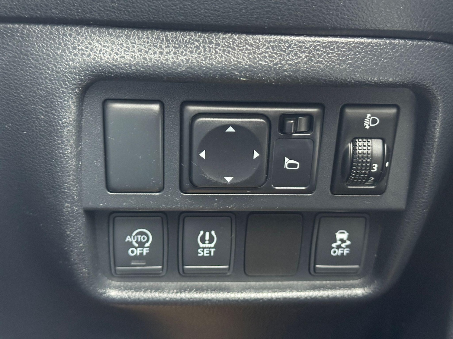 Used Nissan Juke 2017 for sale - 76408935: Photo 27