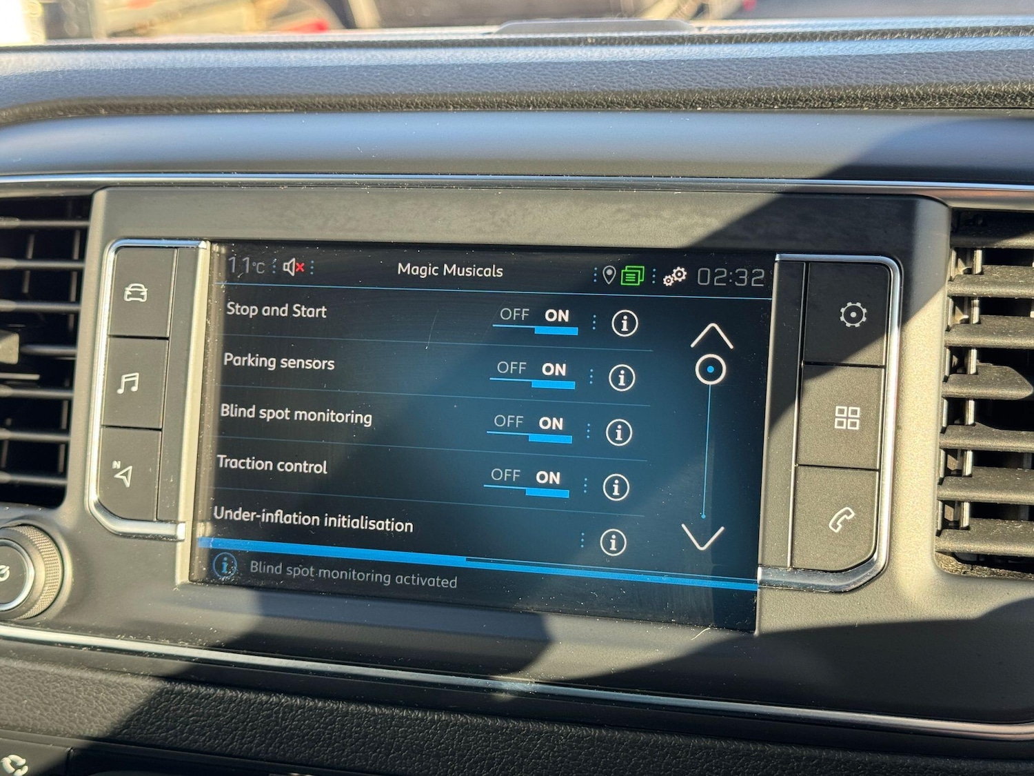 Used Peugeot Traveller 2020 for sale - 76667521: Photo 44