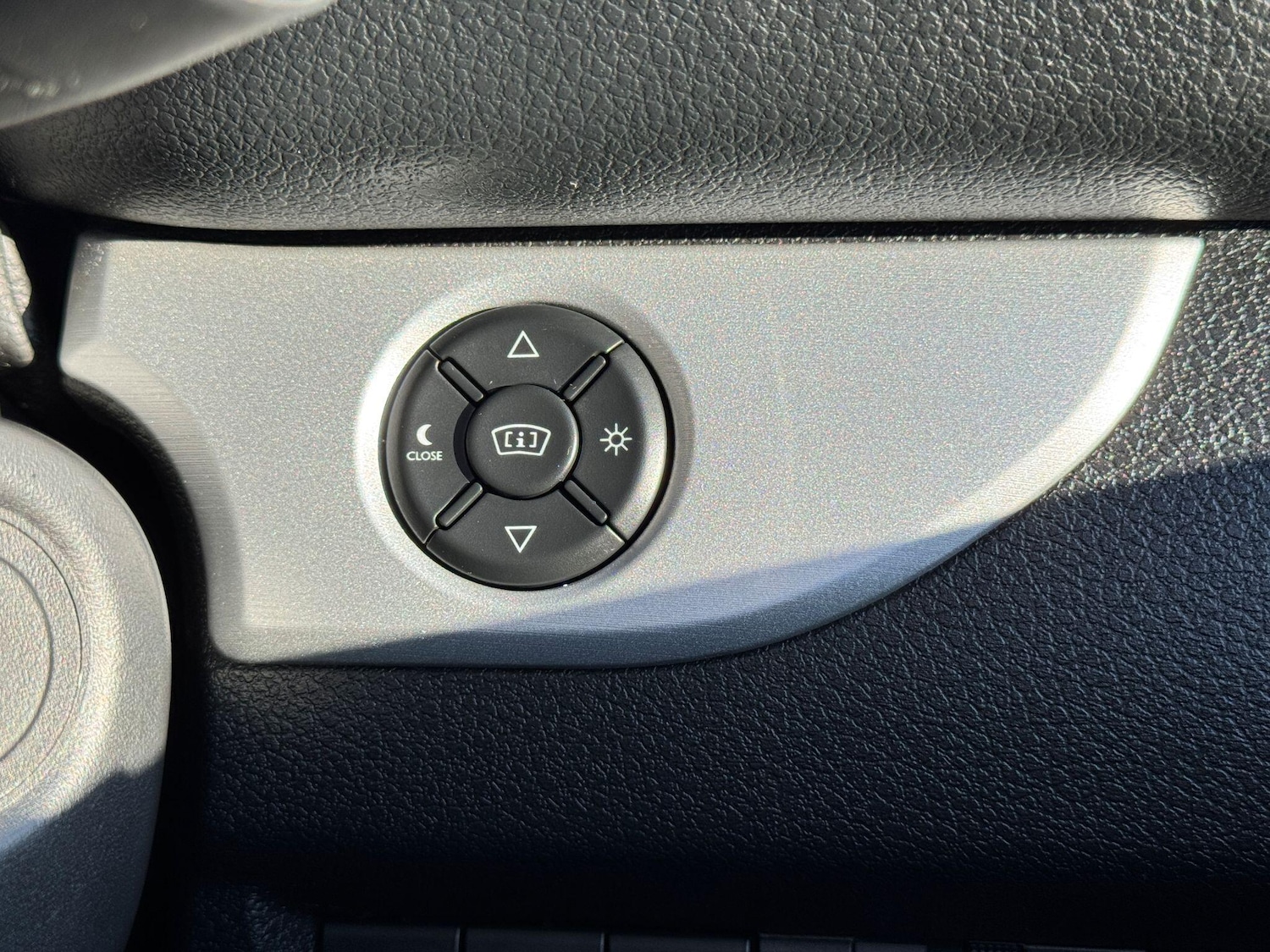 Used Peugeot Traveller 2020 for sale - 76667521: Photo 53