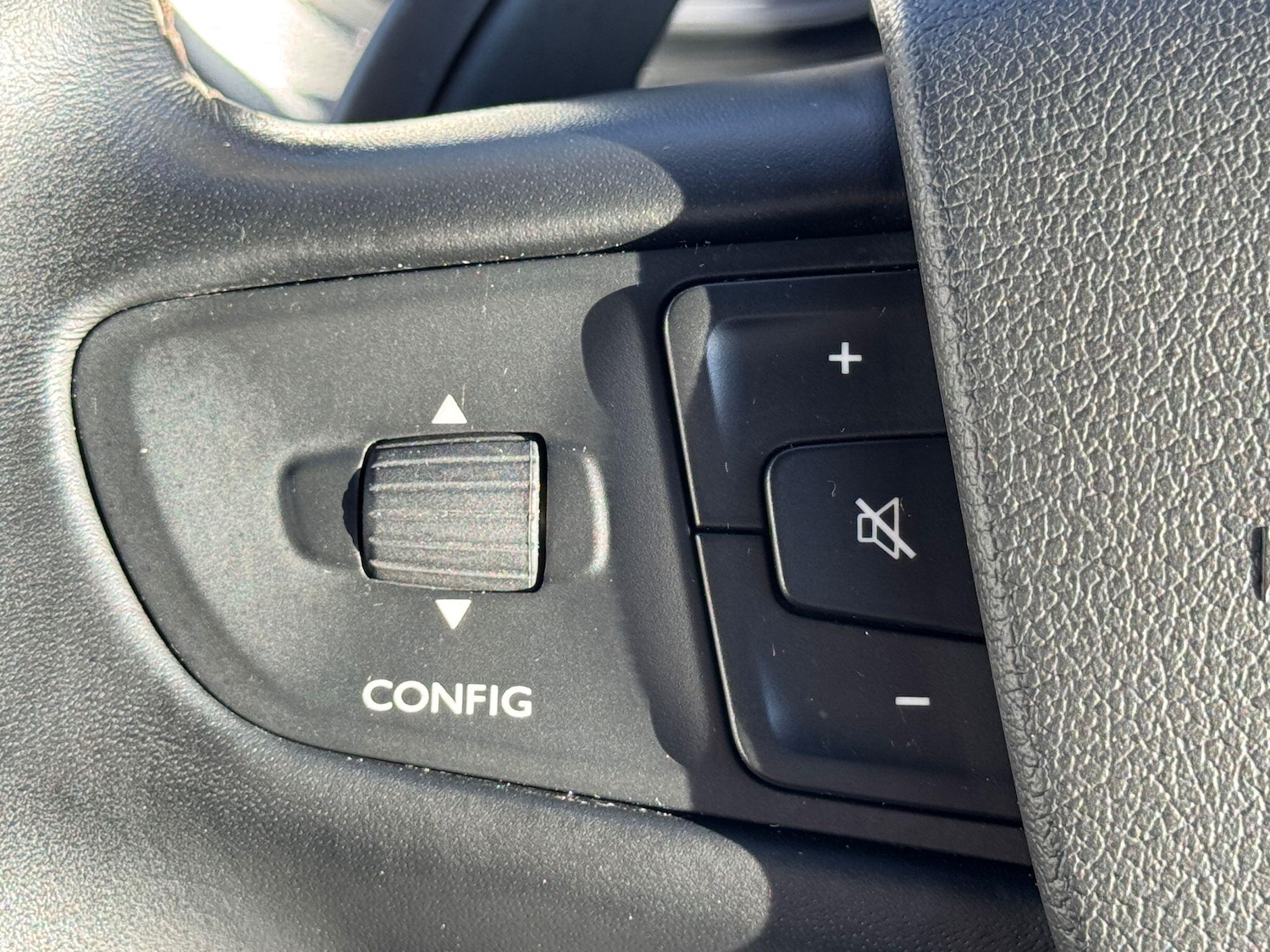 Used Peugeot Traveller 2020 for sale - 76667521: Photo 55