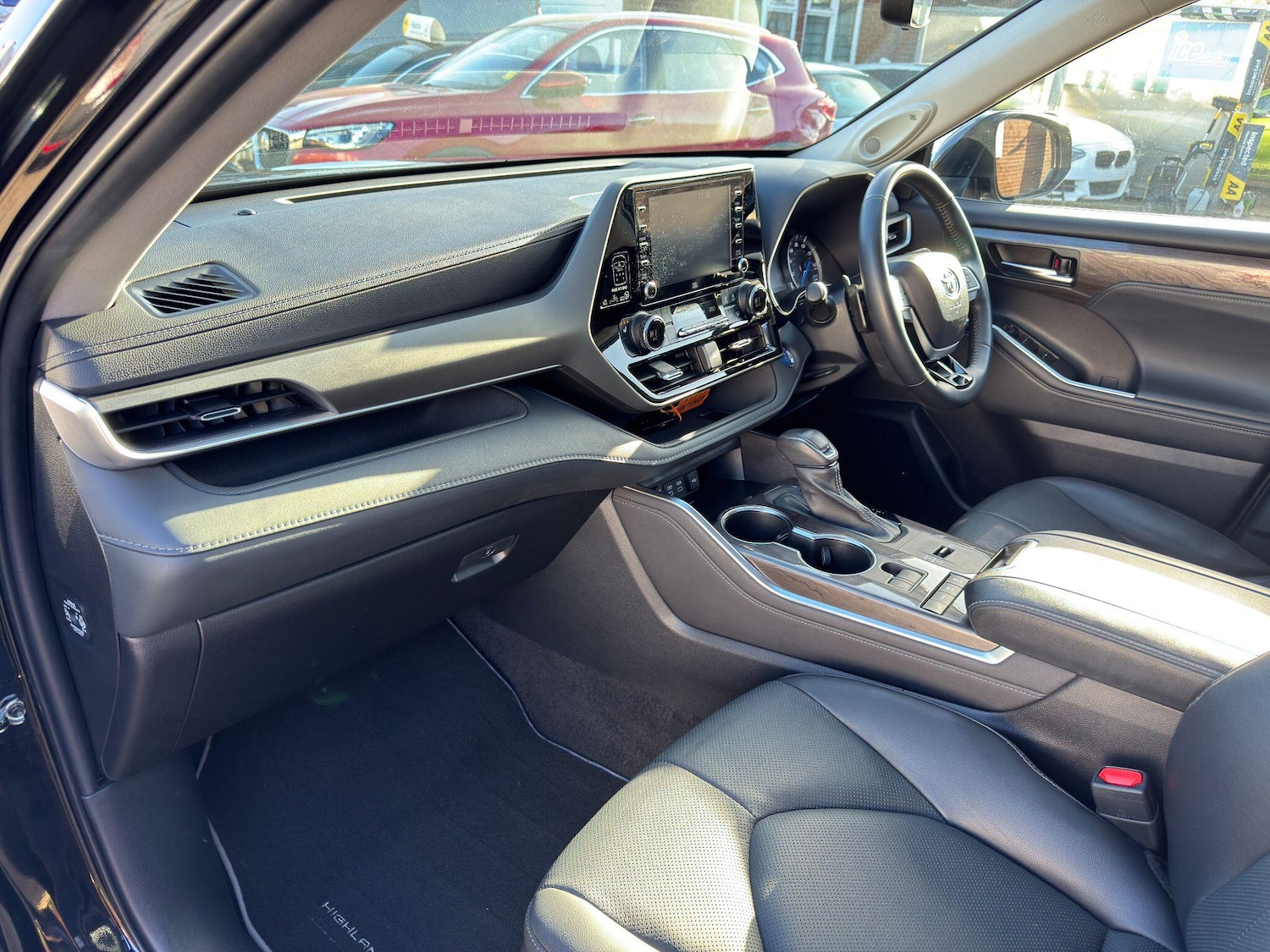 Used Toyota Highlander 2022 for sale - 76572678: Photo 27