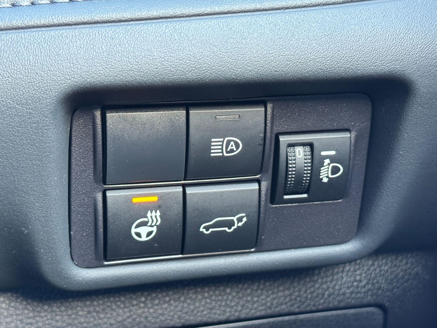 Used Toyota Highlander 2022 for sale - 76572678: Photo 66