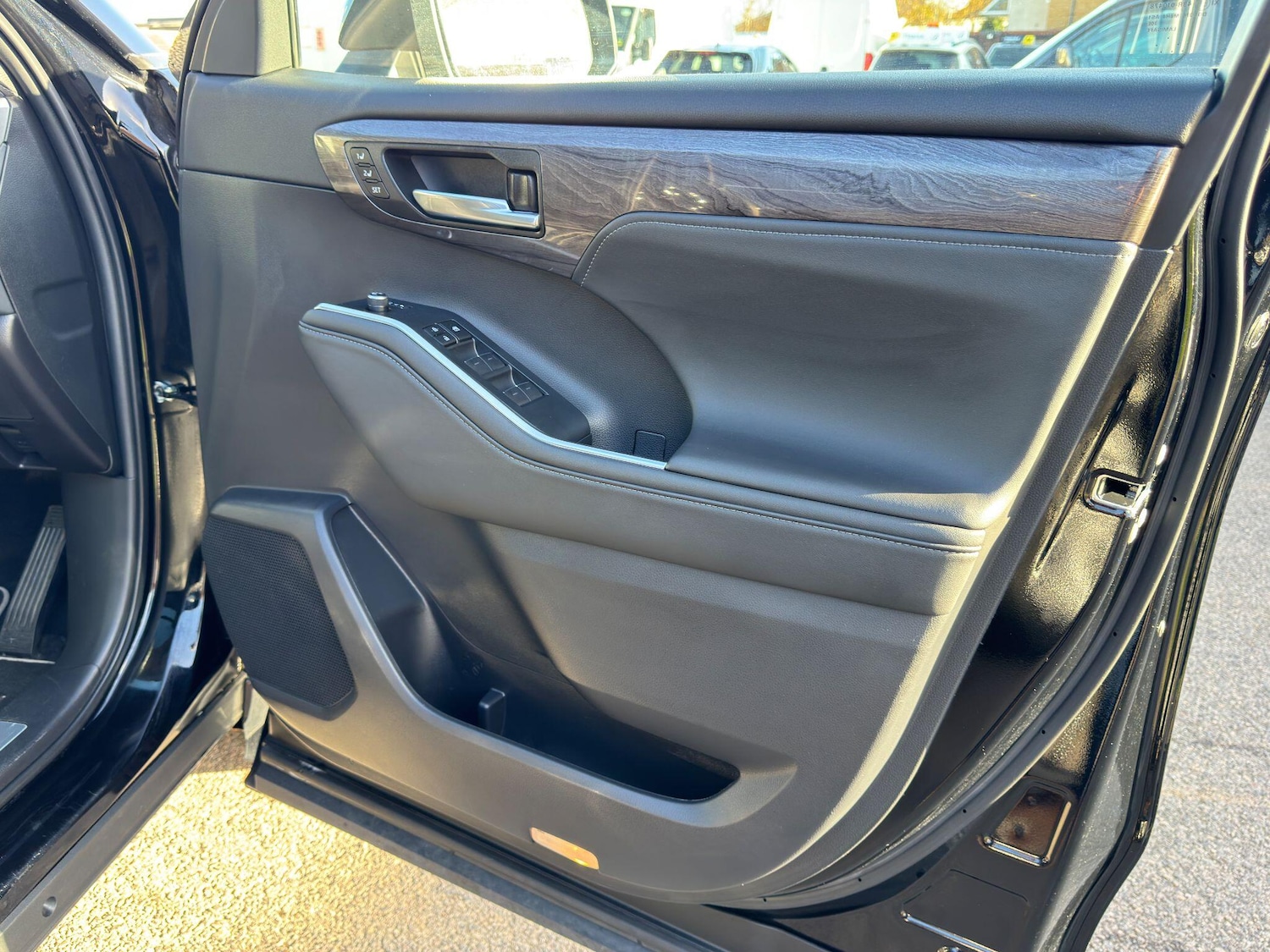 Used Toyota Highlander 2022 for sale - 76572678: Photo 85