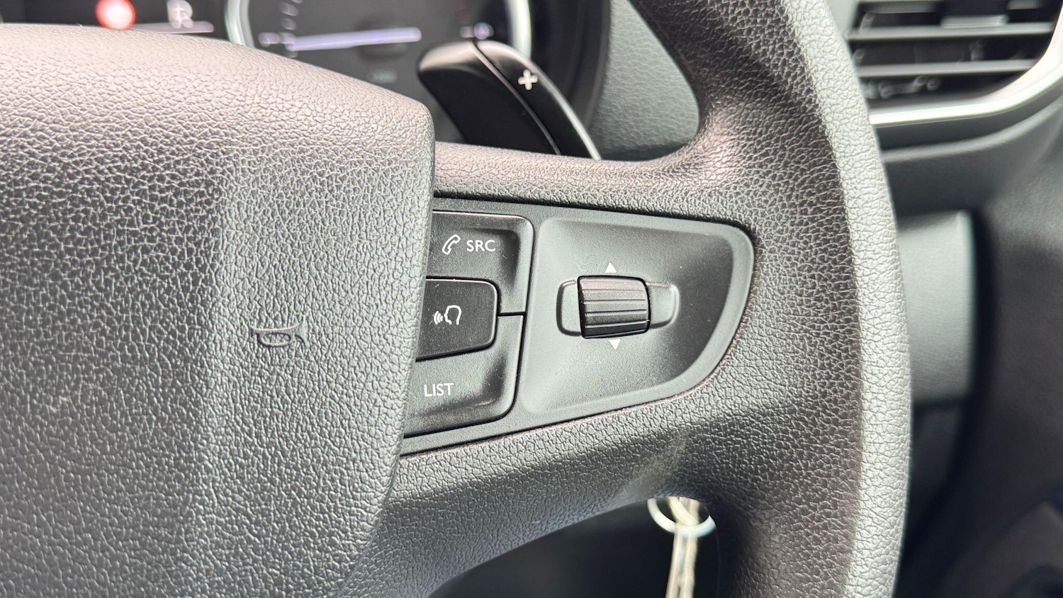 Used Peugeot Traveller for sale - 78127945: Photo 47