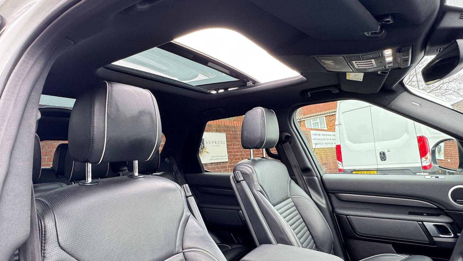 Used Land Rover Discovery 2018 for sale - 77632916: Photo 26