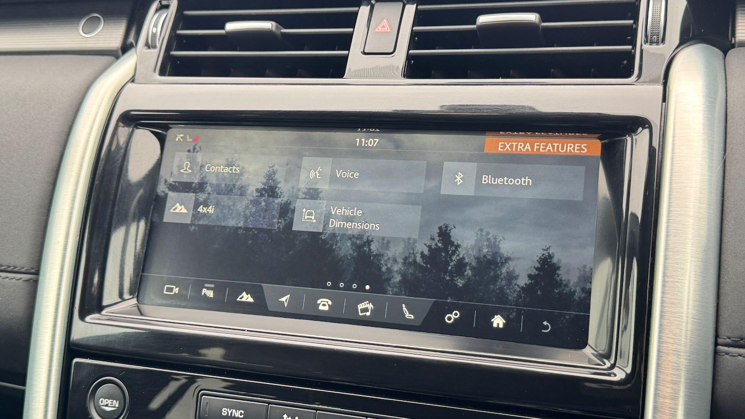 Used Land Rover Discovery 2018 for sale - 77632916: Photo 42