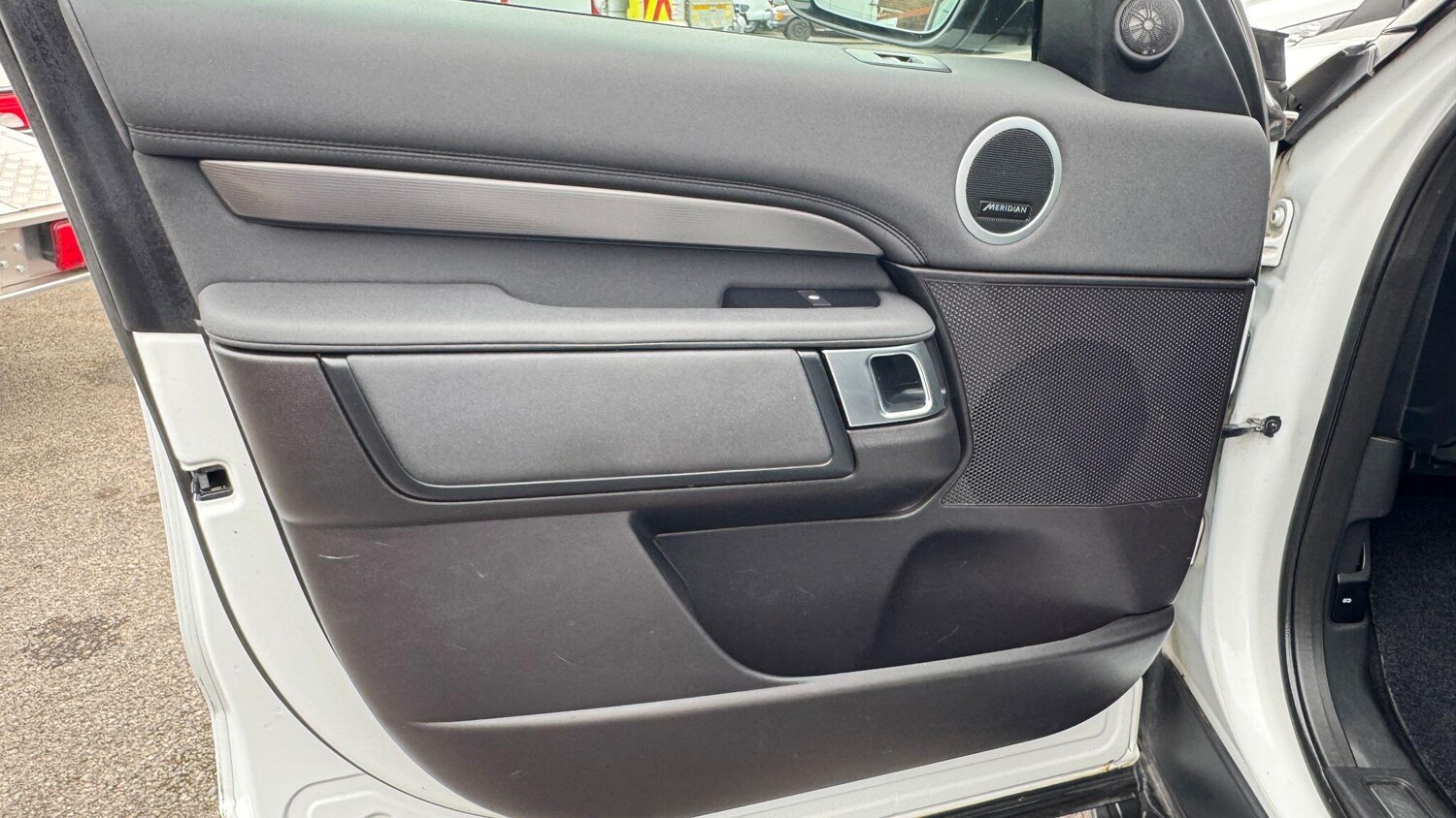 Used Land Rover Discovery 2018 for sale - 77632916: Photo 67