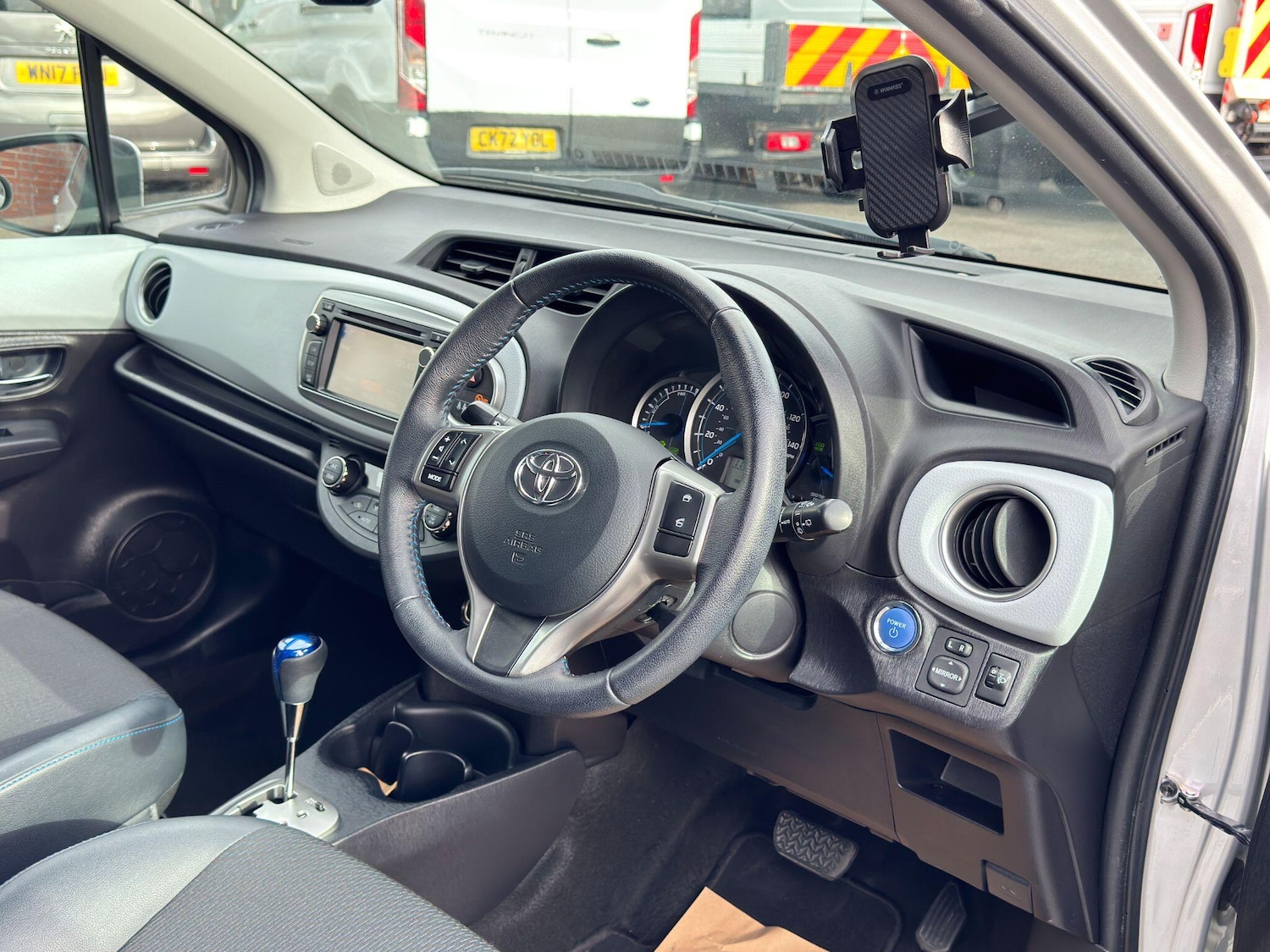 Used Toyota Yaris 2013 for sale - 76484679: Photo 22