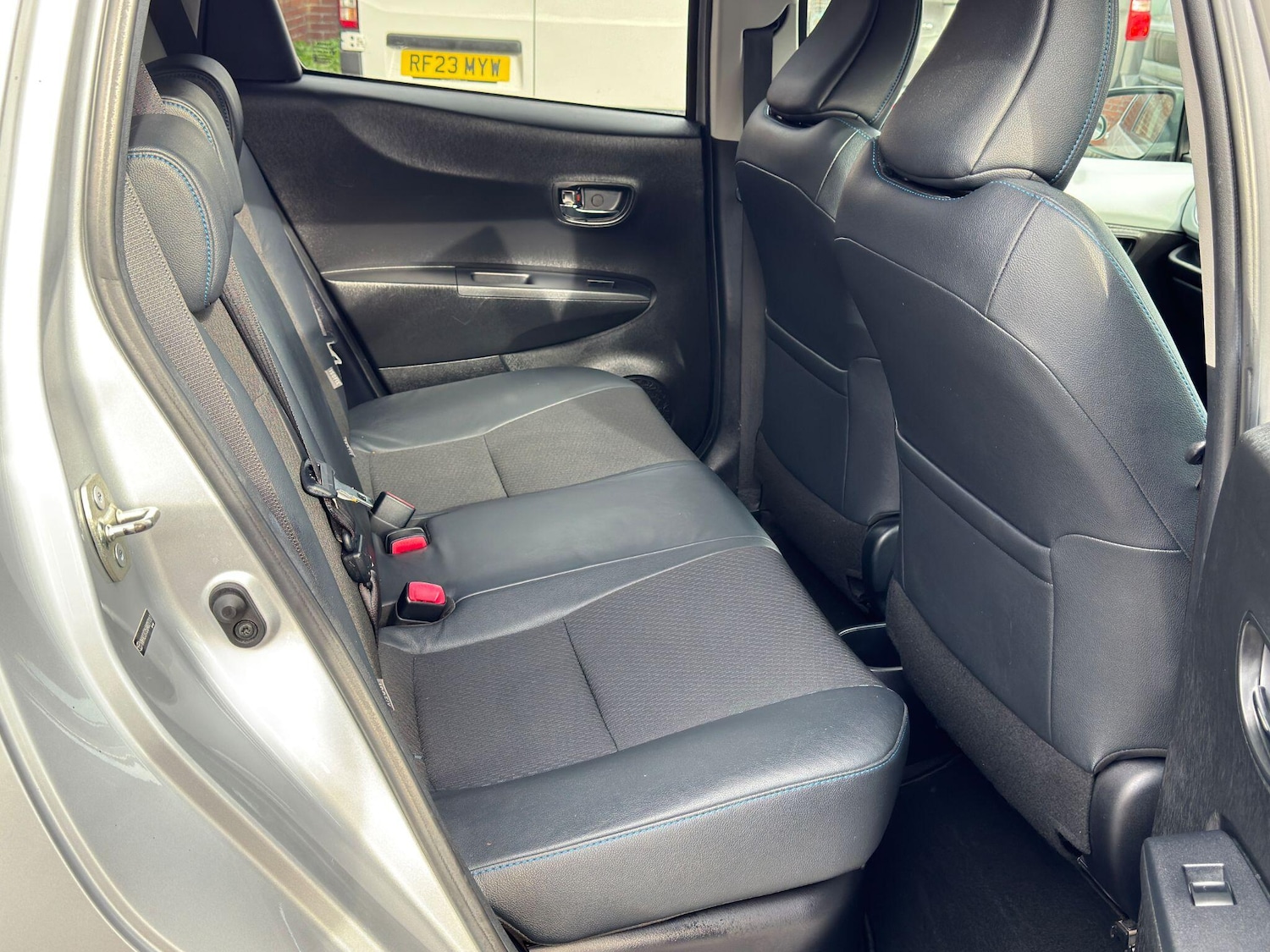 Used Toyota Yaris 2013 for sale - 76484679: Photo 27