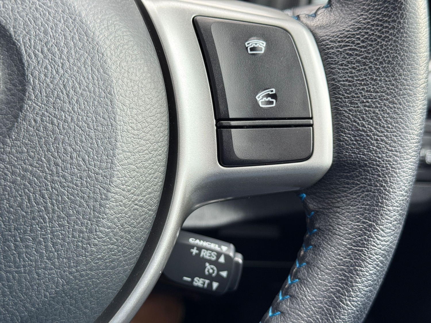 Used Toyota Yaris 2013 for sale - 76484679: Photo 43