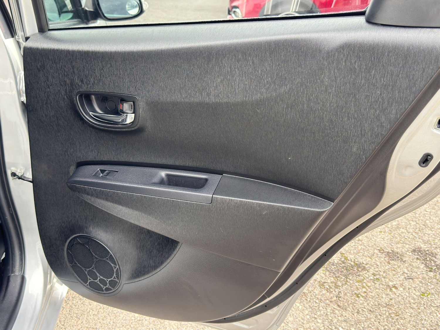 Used Toyota Yaris 2013 for sale - 76484679: Photo 61