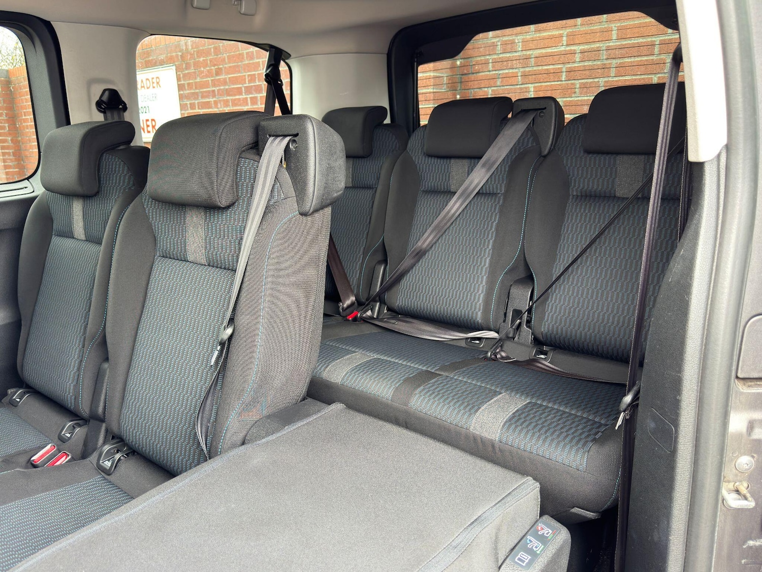 Used Peugeot Traveller 2017 for sale - 76457050: Photo 33