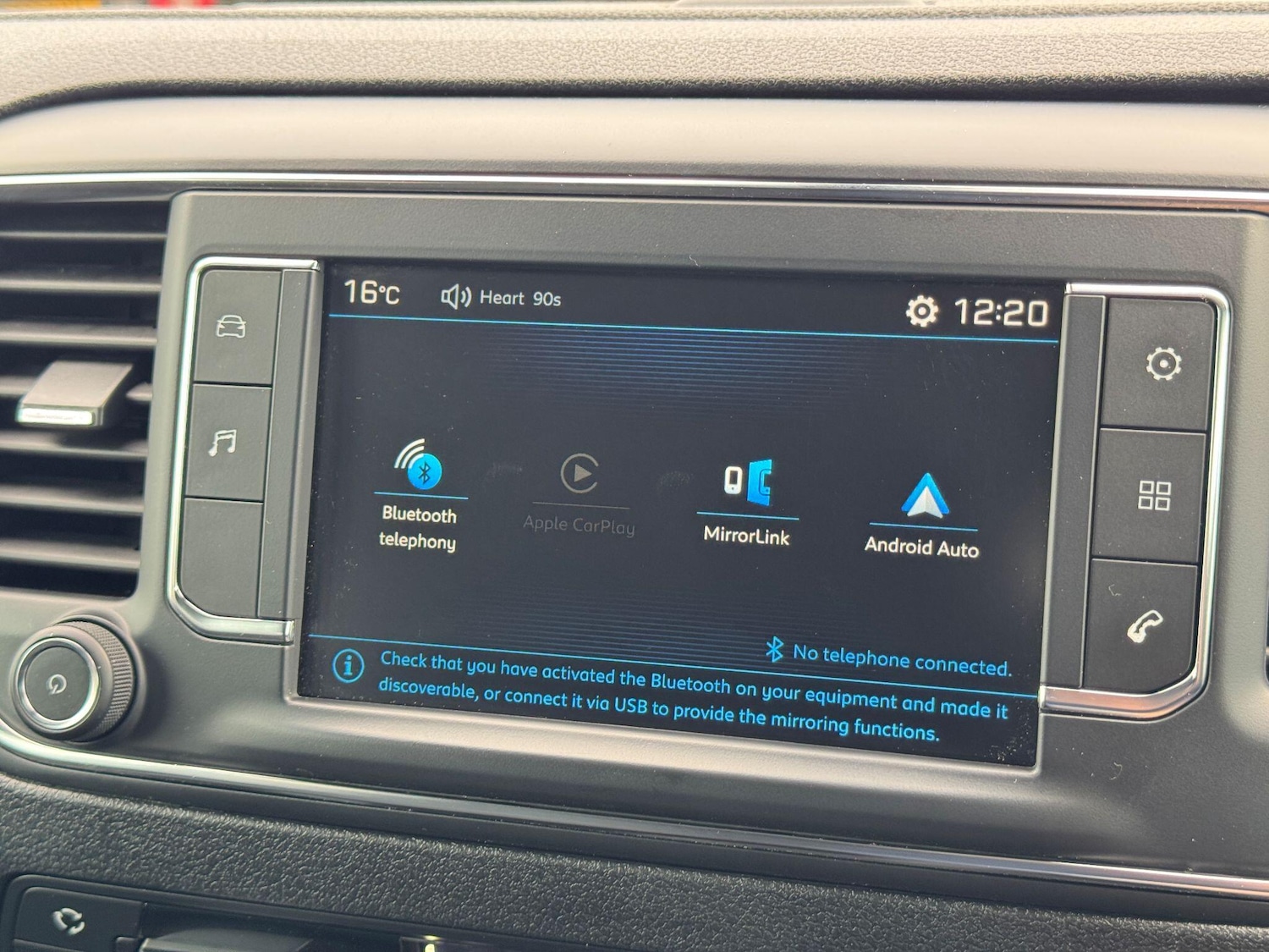 Used Peugeot Traveller 2017 for sale - 76457050: Photo 43