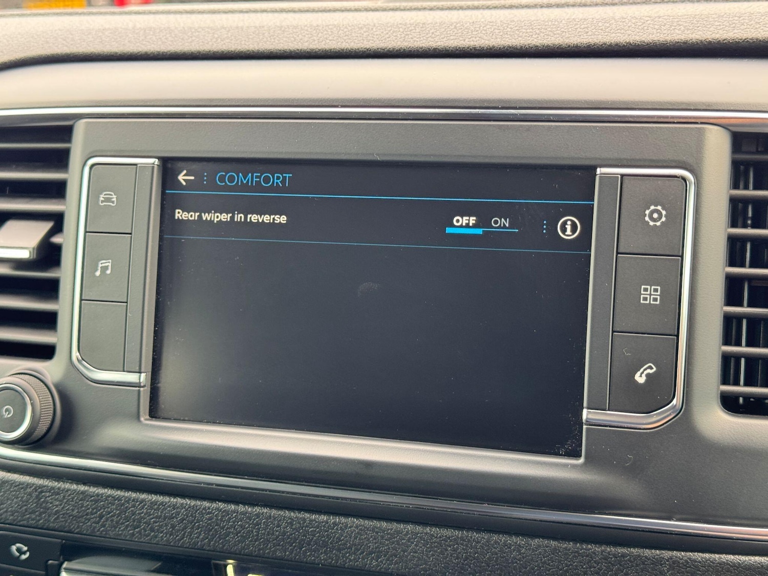 Used Peugeot Traveller 2017 for sale - 76457050: Photo 47