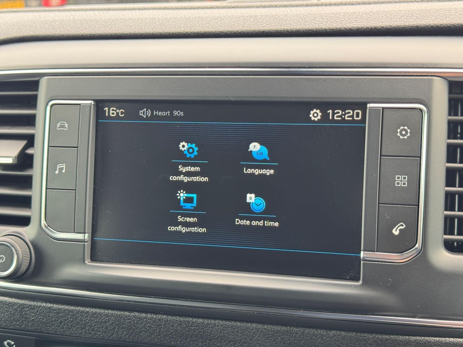 Used Peugeot Traveller 2017 for sale - 76457050: Photo 51