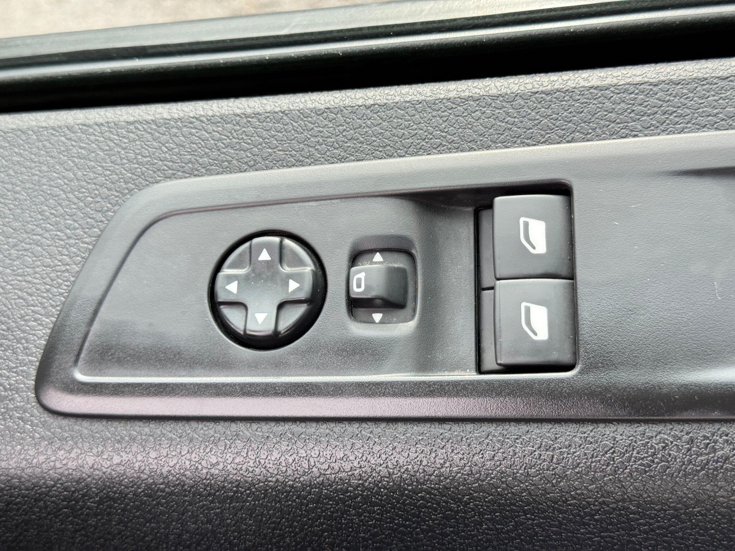 Used Peugeot Traveller 2017 for sale - 76457050: Photo 56