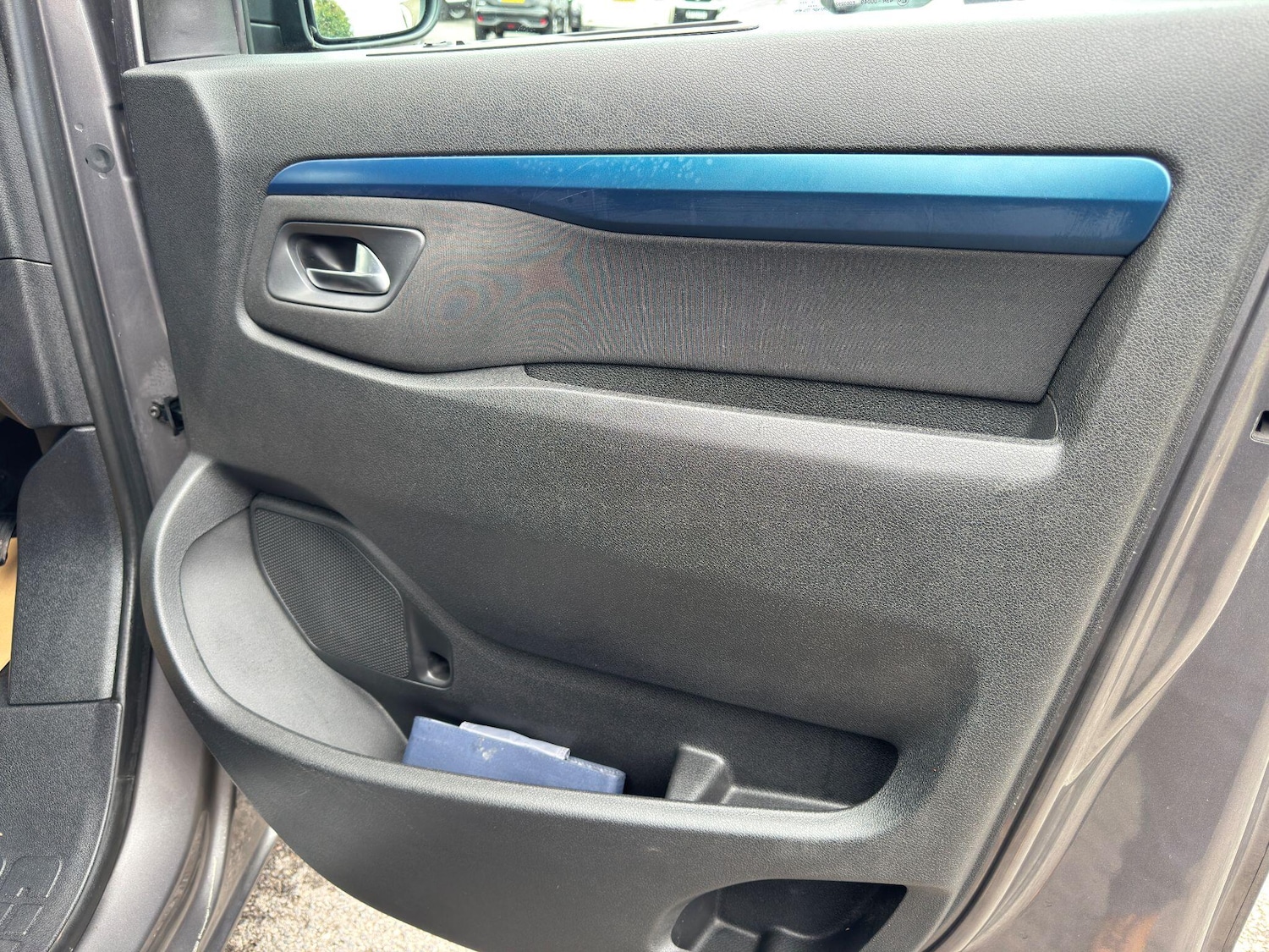 Used Peugeot Traveller 2017 for sale - 76457050: Photo 58