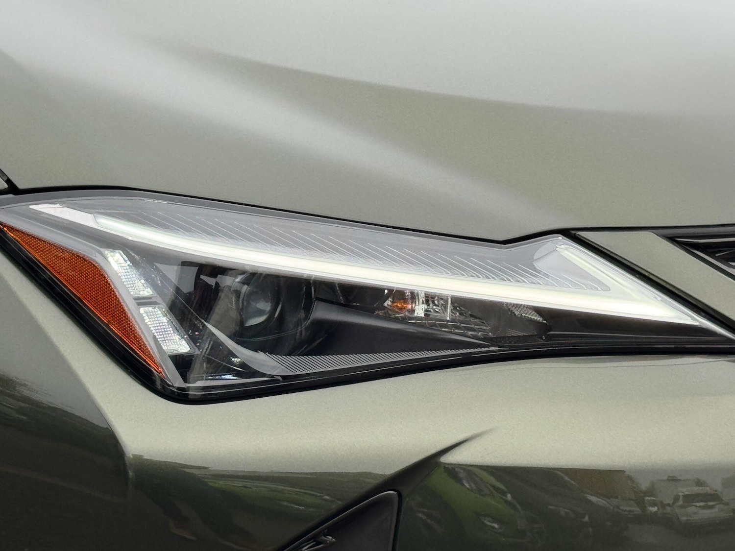 Used Lexus UX 2023 for sale - 76592409: Photo 16