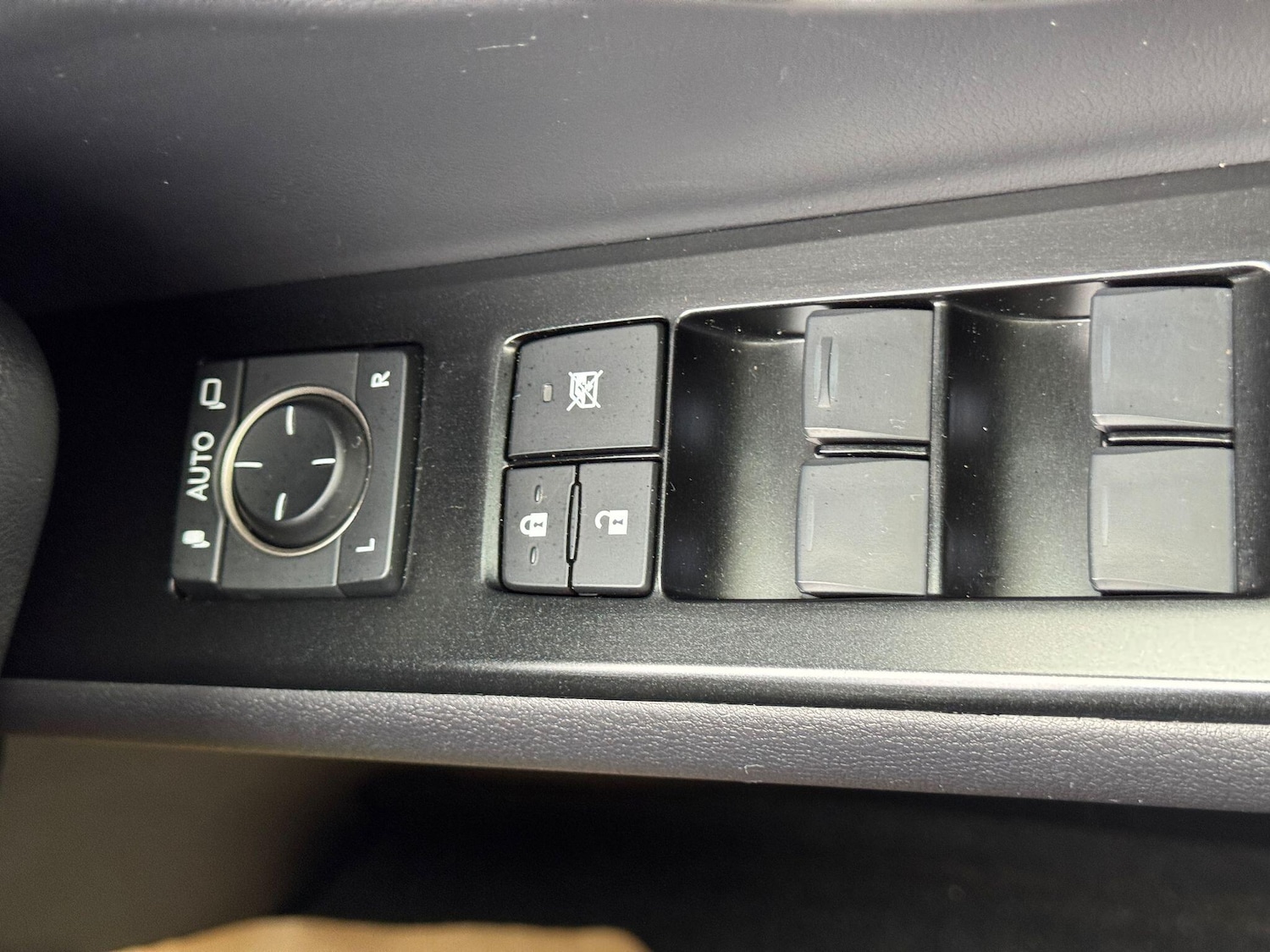 Used Lexus UX 2023 for sale - 76592409: Photo 66