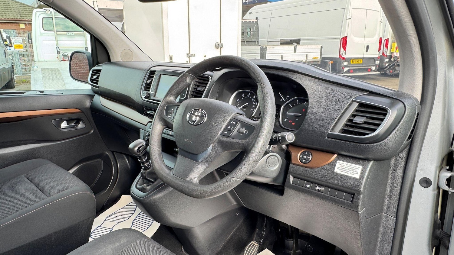 Used Toyota PROACE CITY Verso 2017 for sale - 77752913: Photo 18